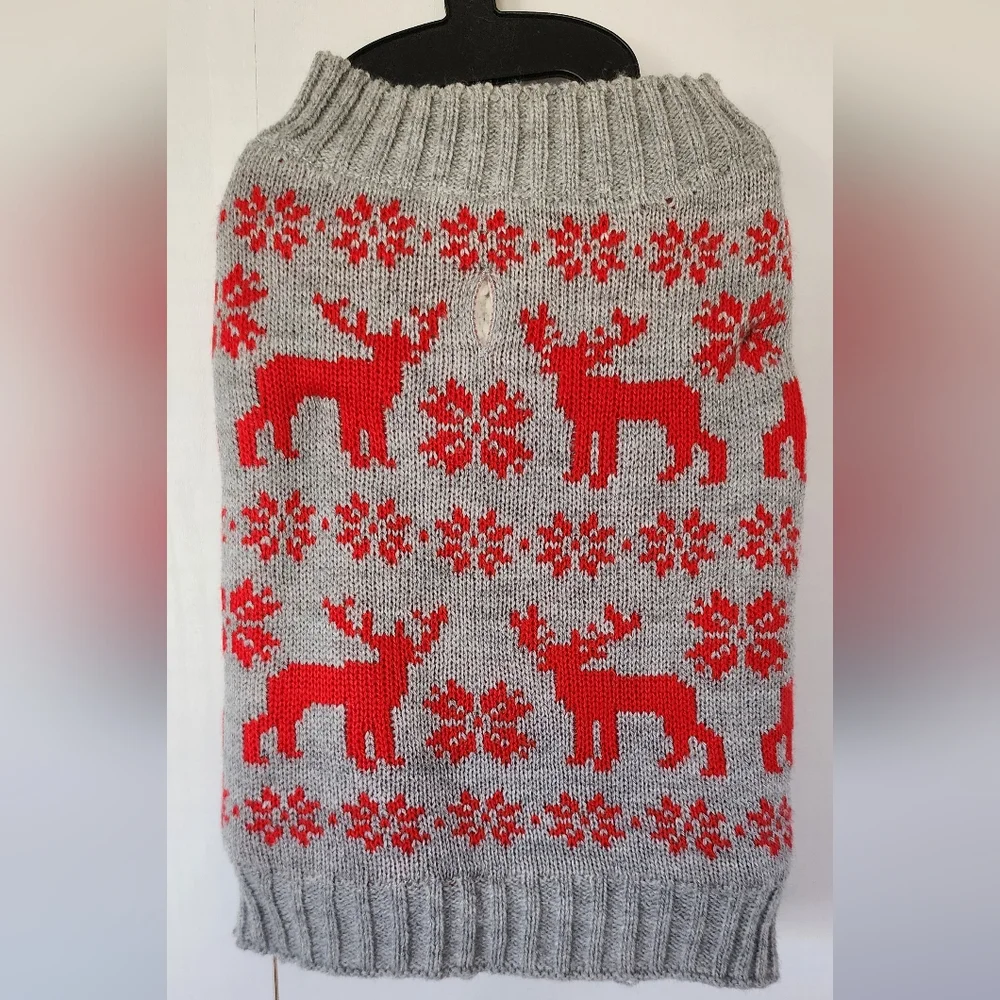Silver Pooch Large Dog Reindeer Christmas Sherpa‎ Lined Sweater sz Small NWT